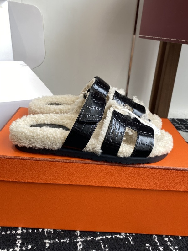 H*rmes Sandals（TEXTURED)