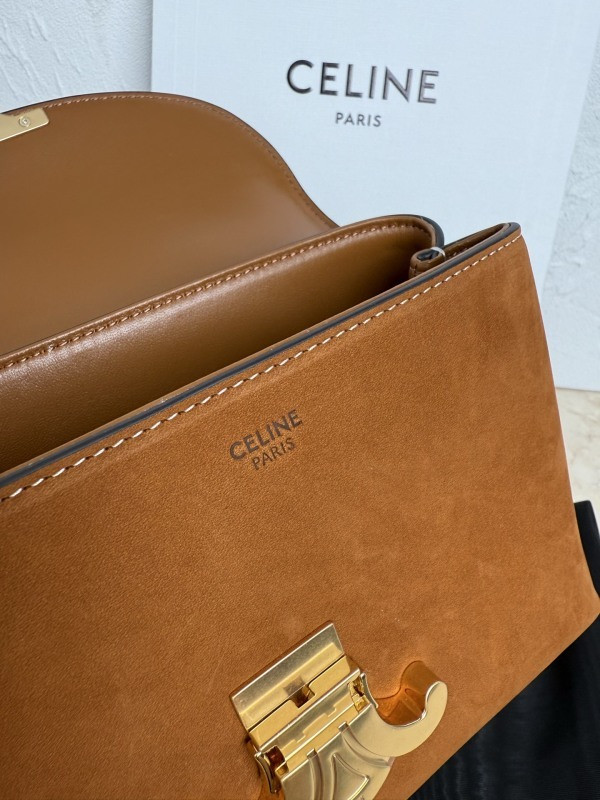 Ce1i*e embraces refinement with the nino bag