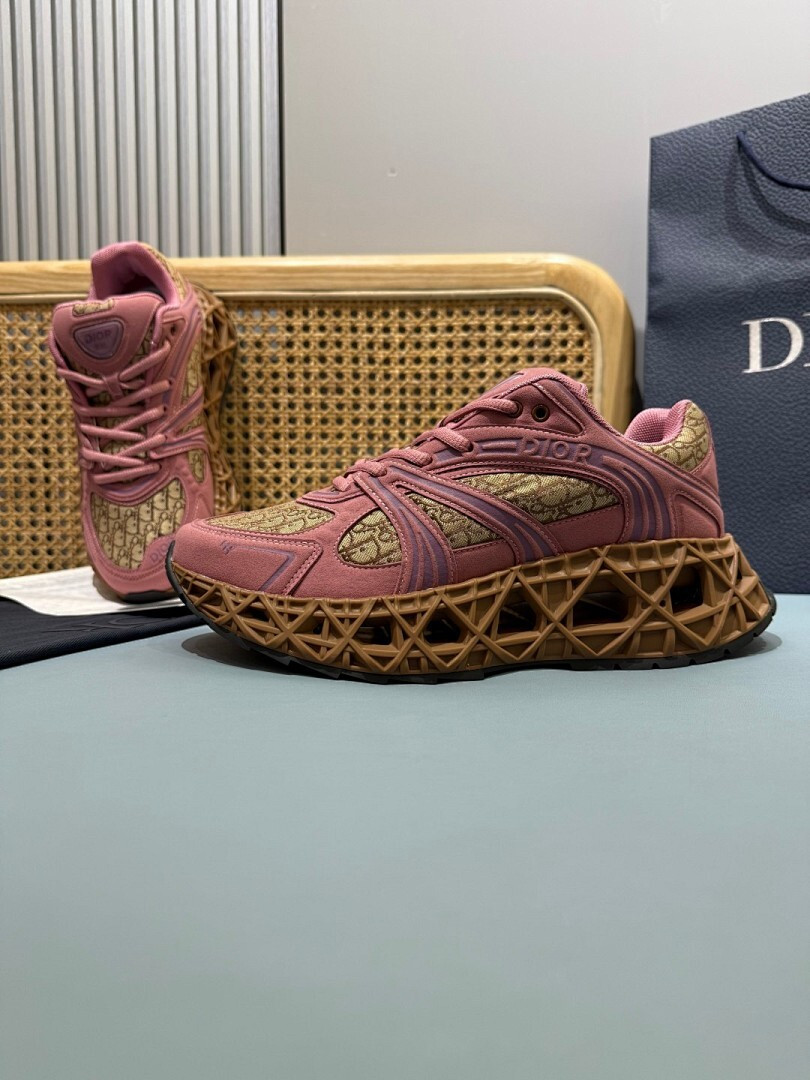 DR B35 NXXT sneaker