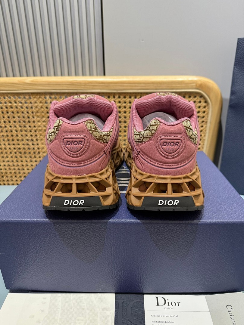 DR B35 NXXT sneaker