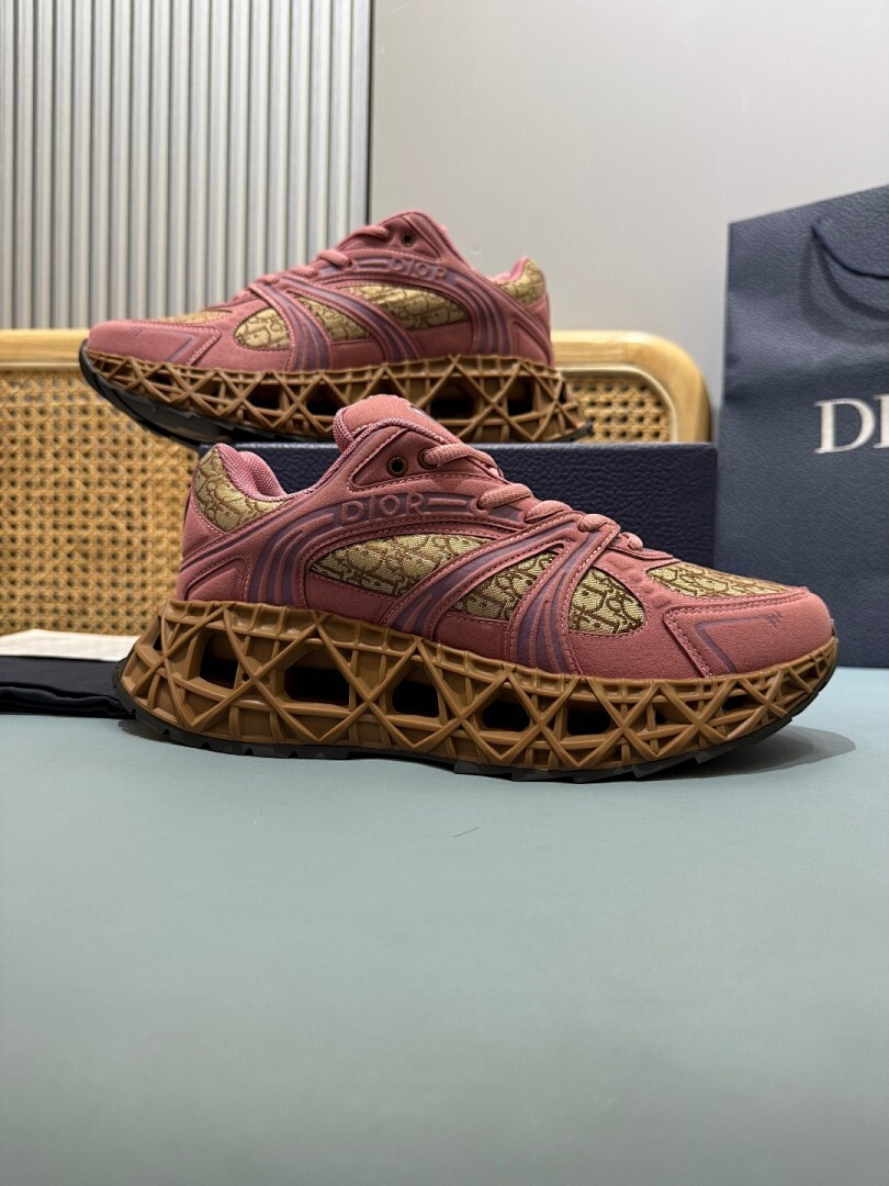 DR B35 NXXT sneaker