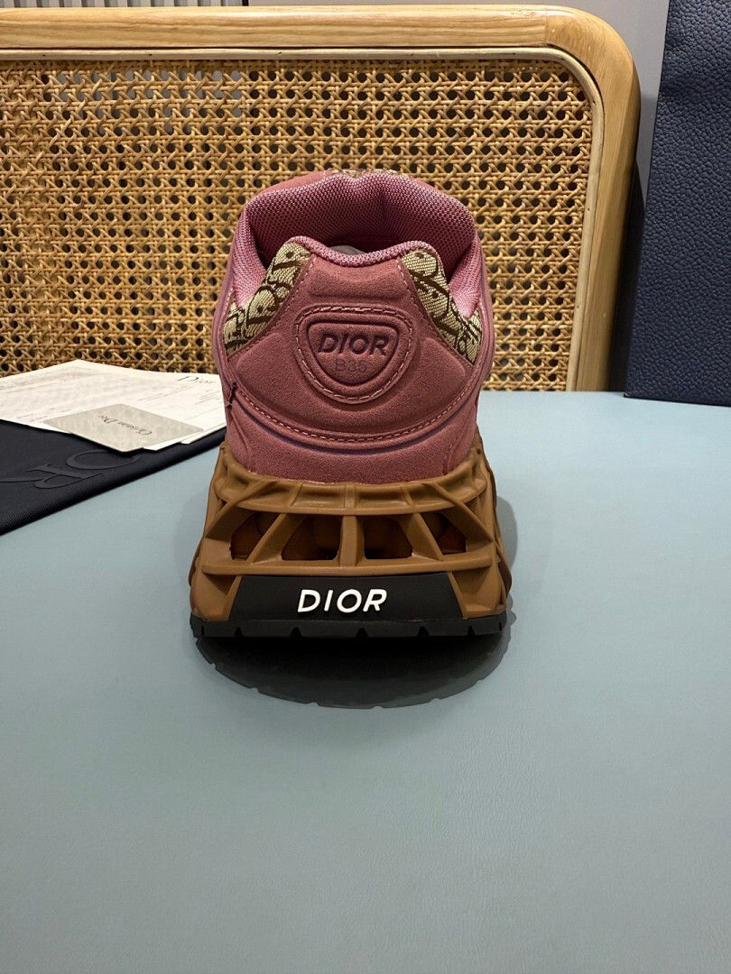 DR B35 NXXT sneaker
