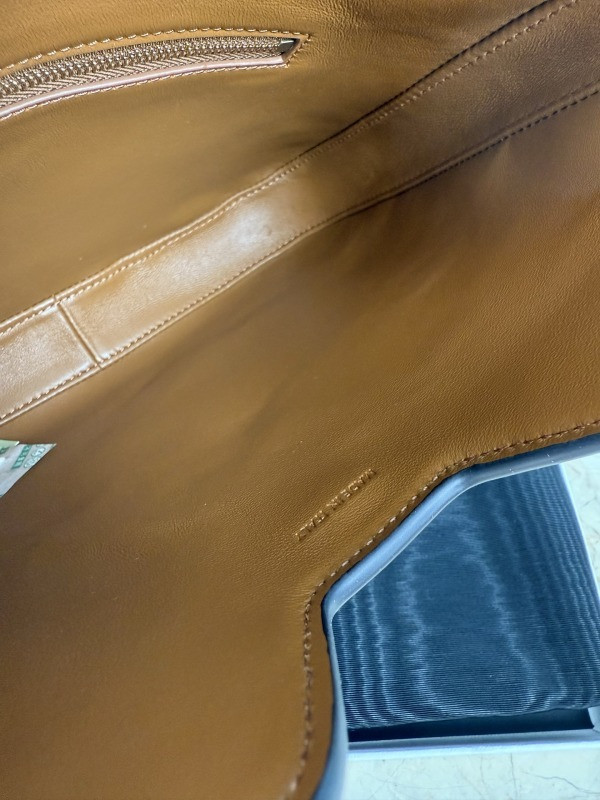 SMALL CAMILLE 16 SOFT BAG IN NUBUCK CALFSKIN