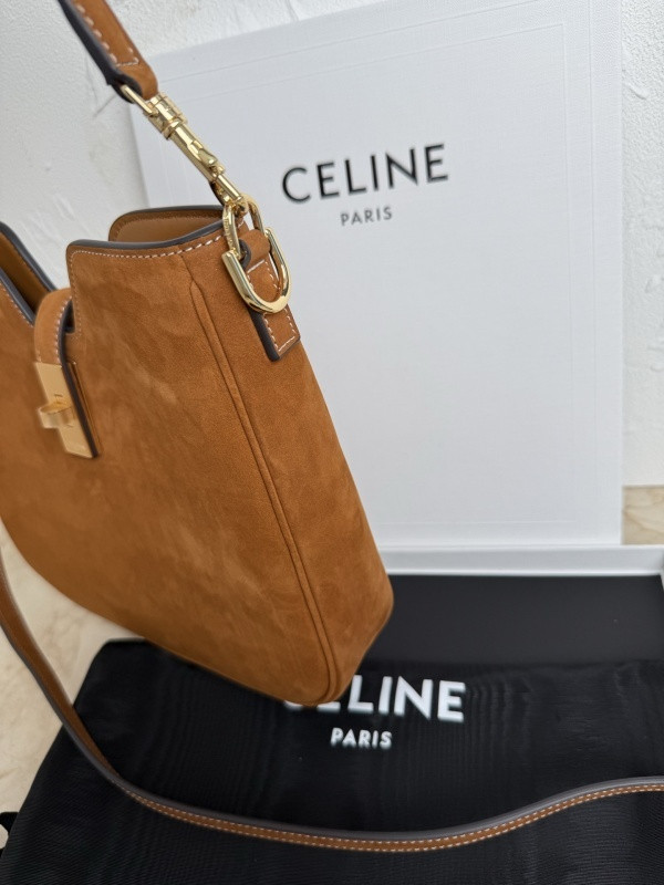 SMALL CAMILLE 16 SOFT BAG IN NUBUCK CALFSKIN