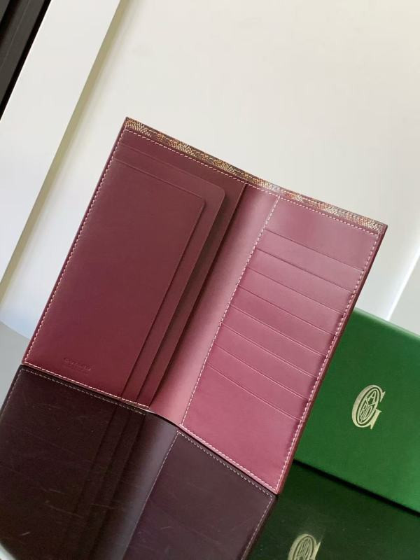 G09ard saint-roch long wallet