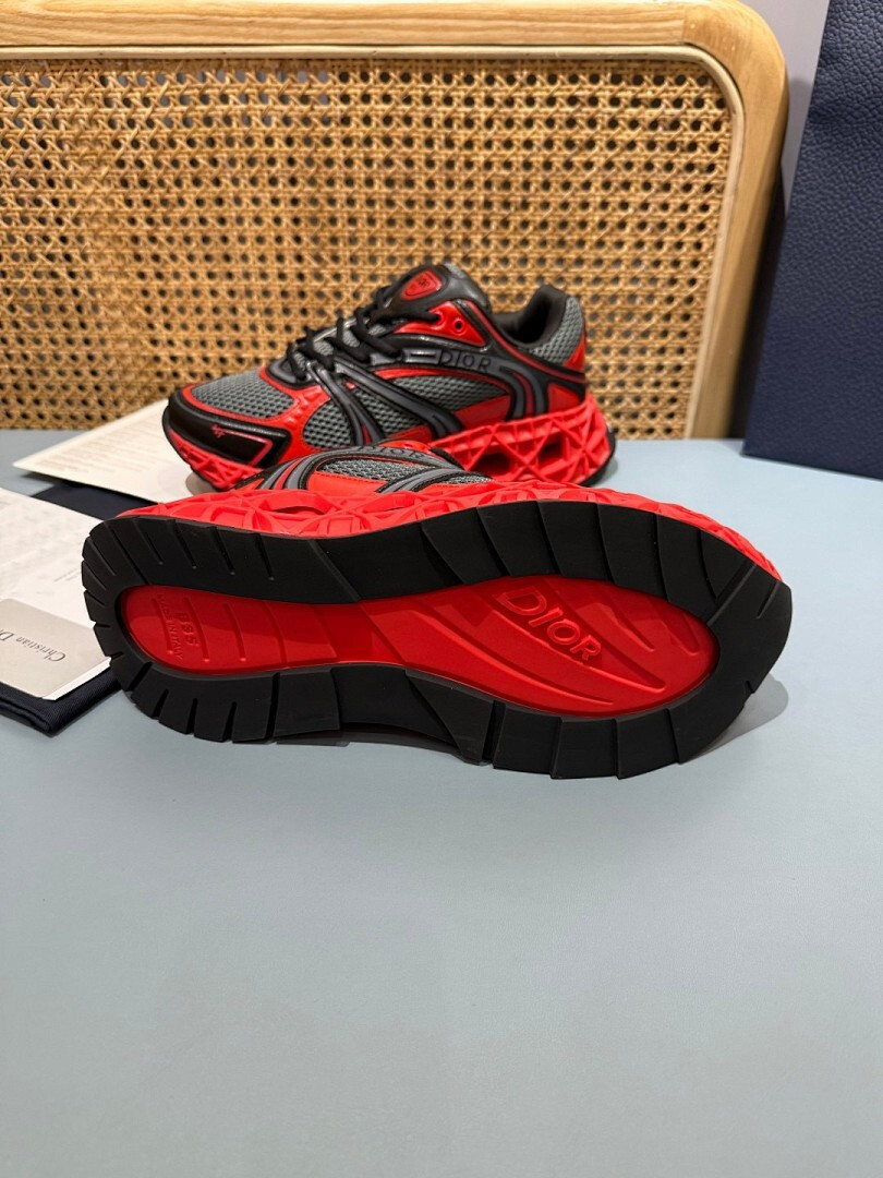 DR B35 NXXT sneaker