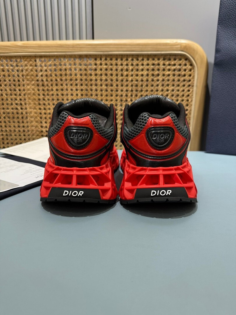 DR B35 NXXT sneaker