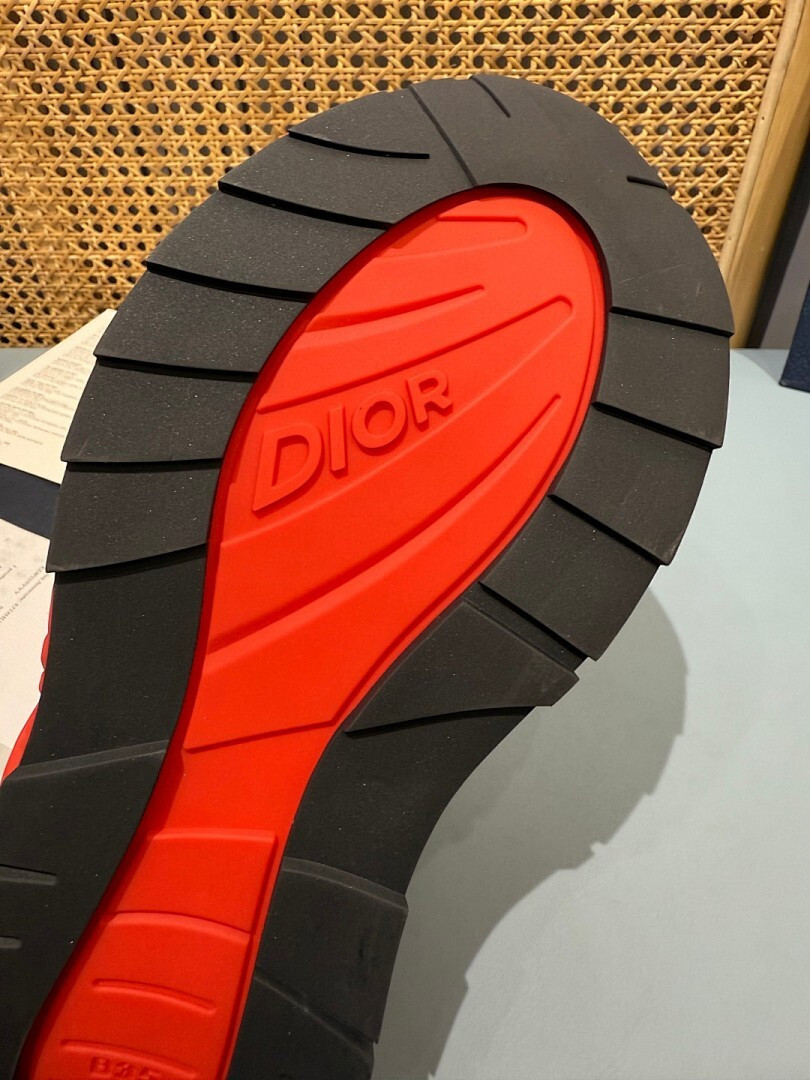 DR B35 NXXT sneaker