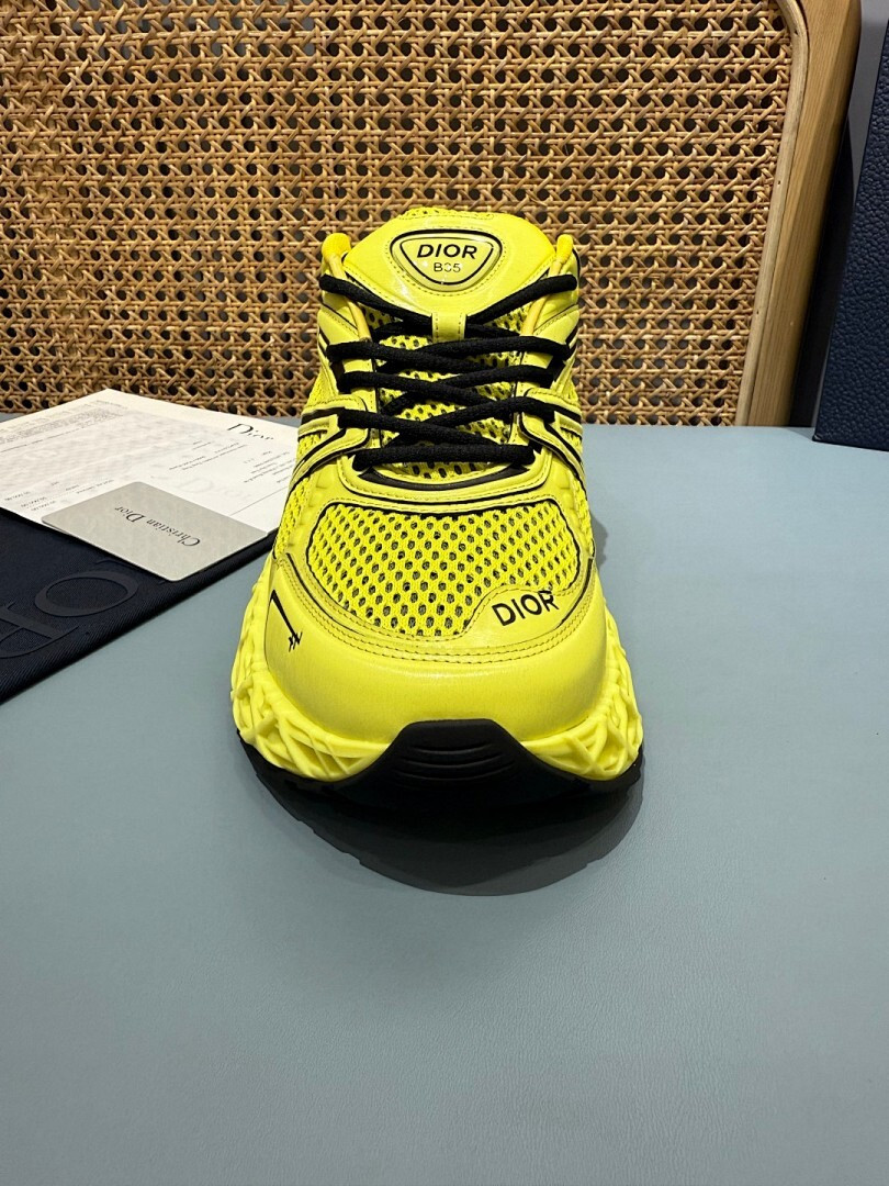 DR B35 NXXT sneaker