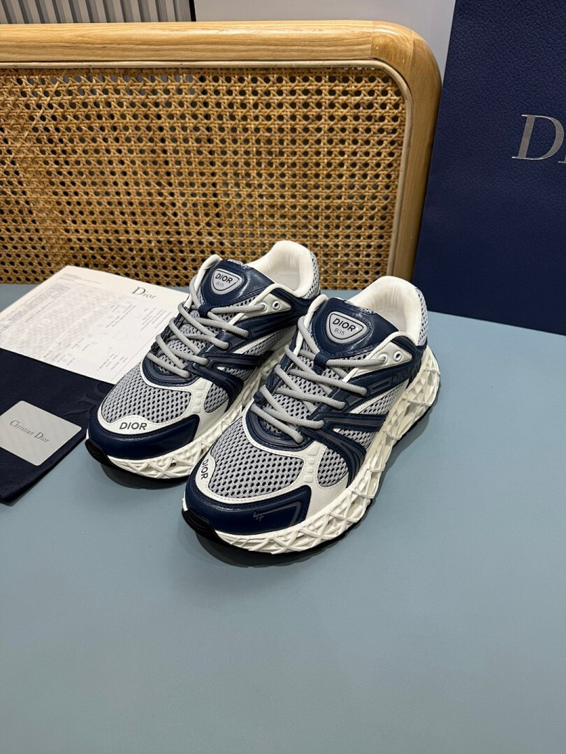 DR B35 NXXT sneaker