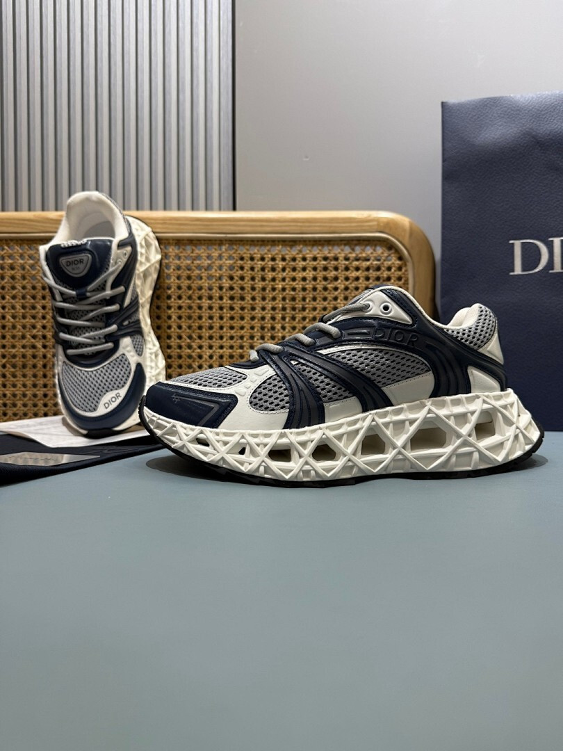 DR B35 NXXT sneaker