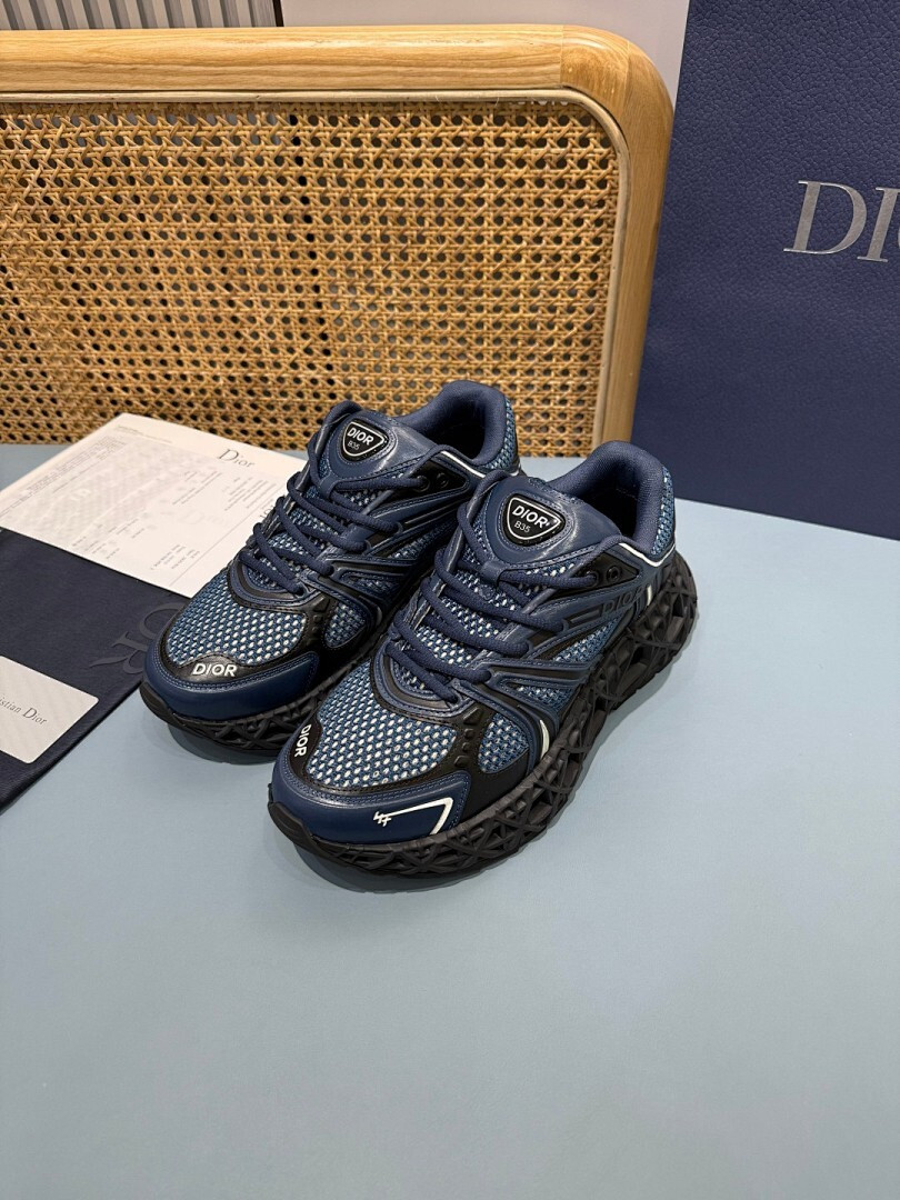 DR B35 NXXT sneaker