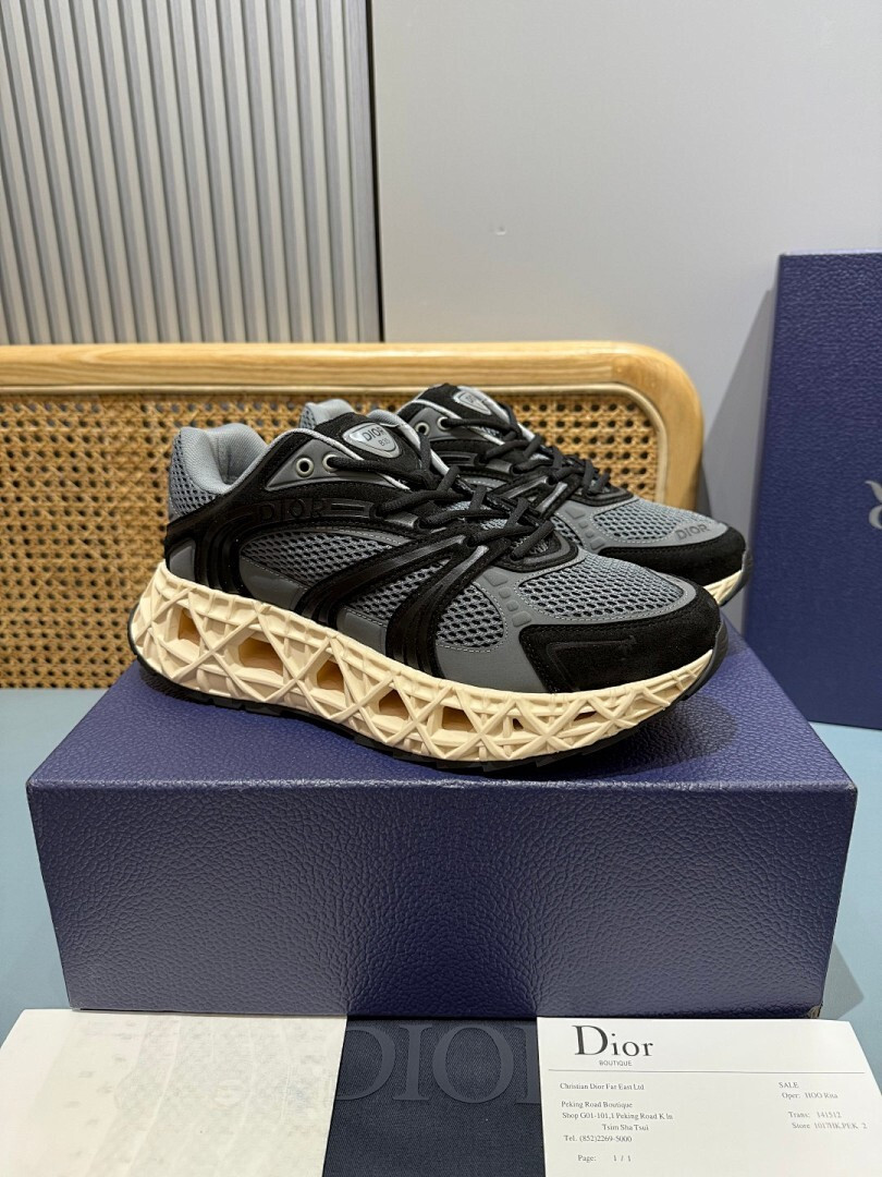 DR B35 NXXT sneaker