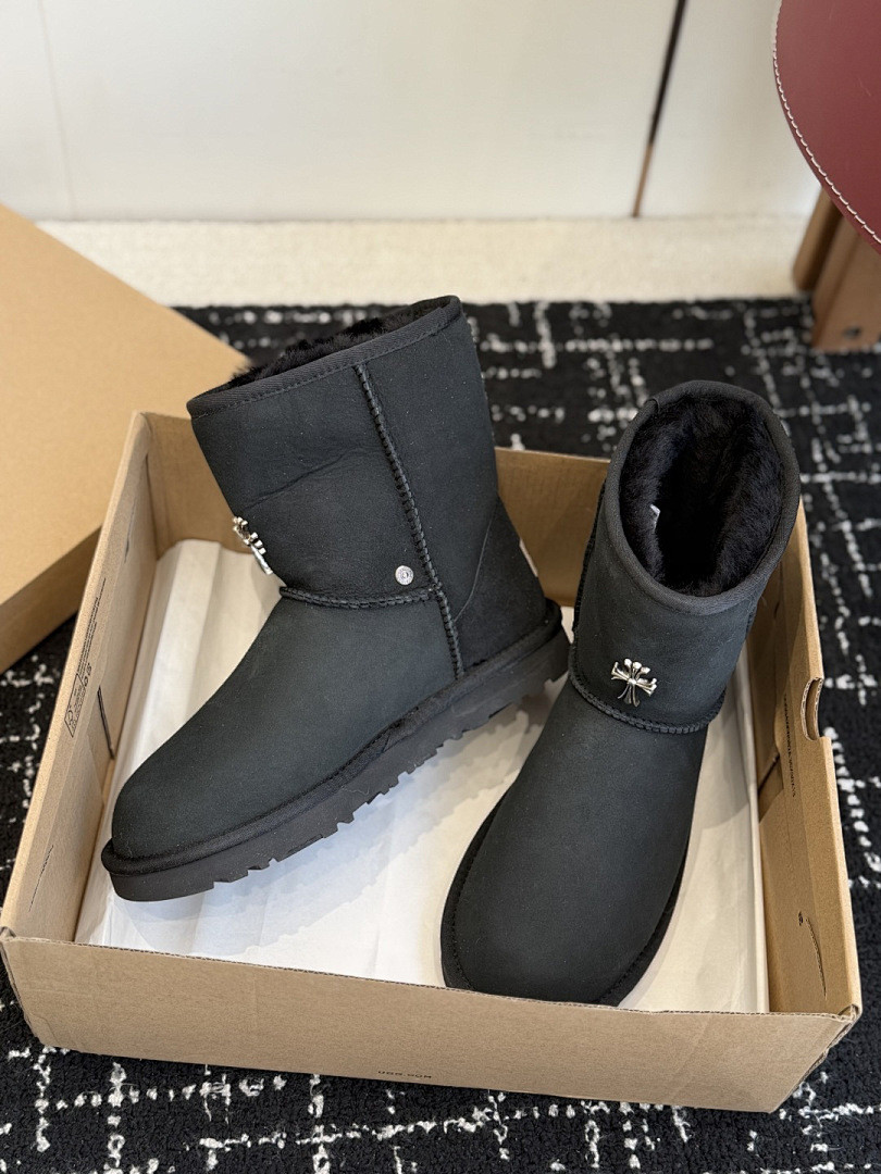 ugg x Ch*0me He**ts boots