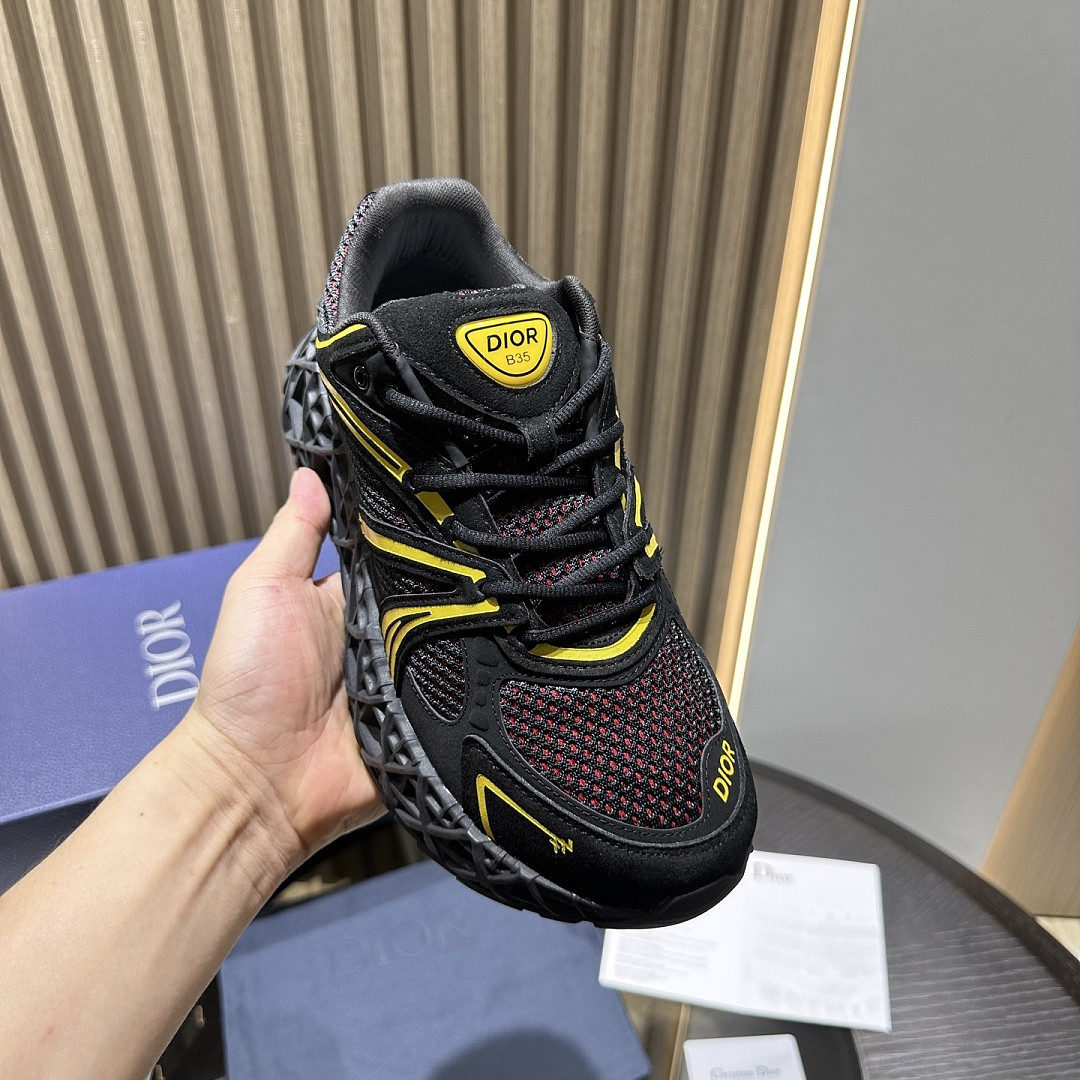 DR B35 NXXT sneaker