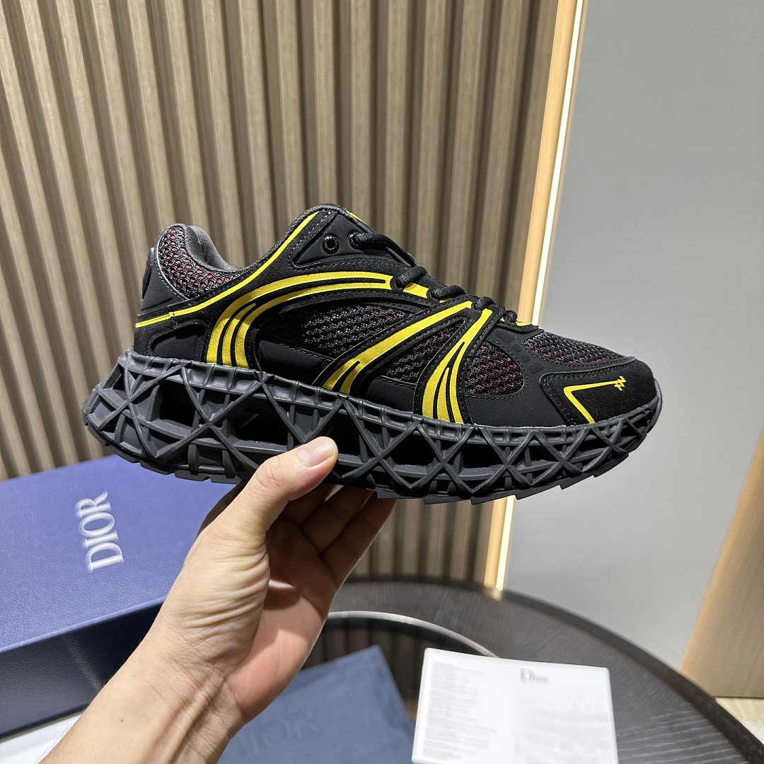 DR B35 NXXT sneaker