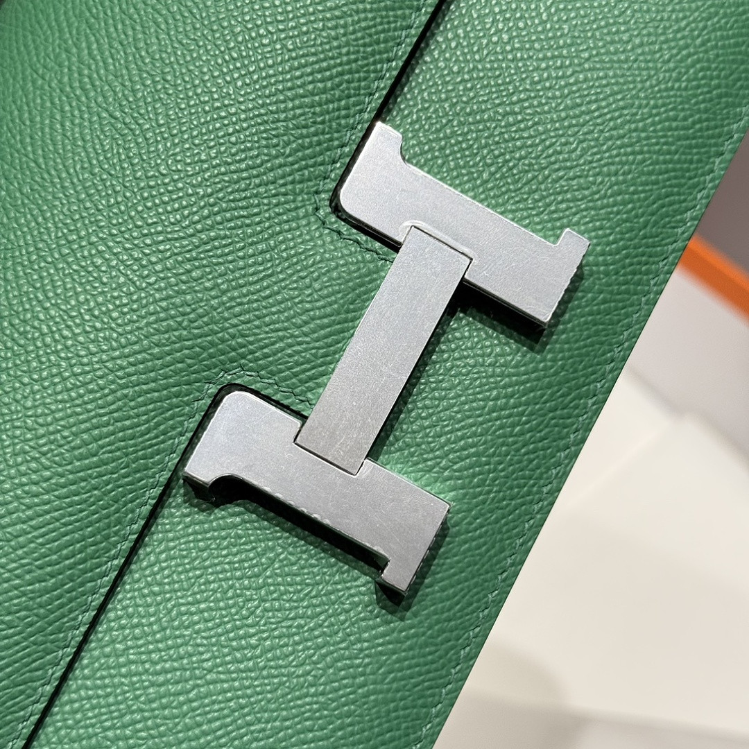 H*RMES BAGS size 24x12x4 CM