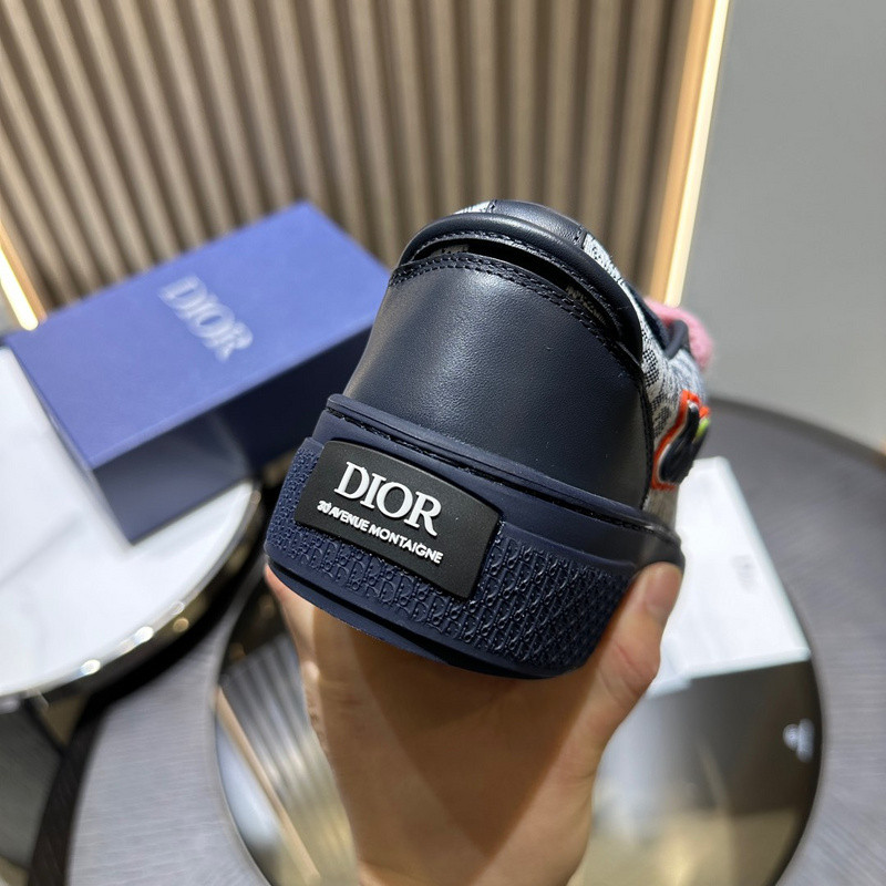 DR B33 SNEAKER