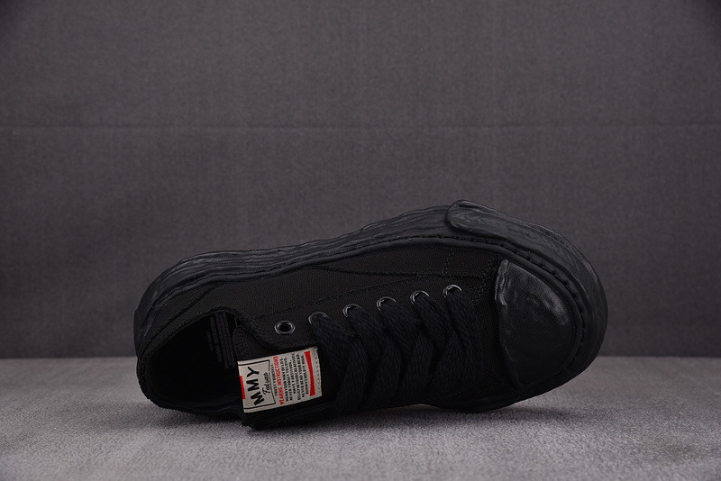 Ma1s0n mihara sneakers