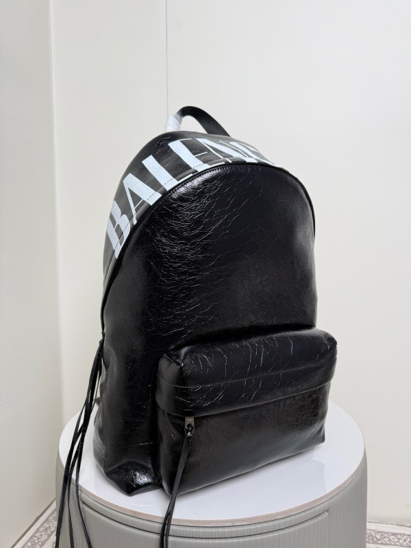Ba1en*iaga backpack