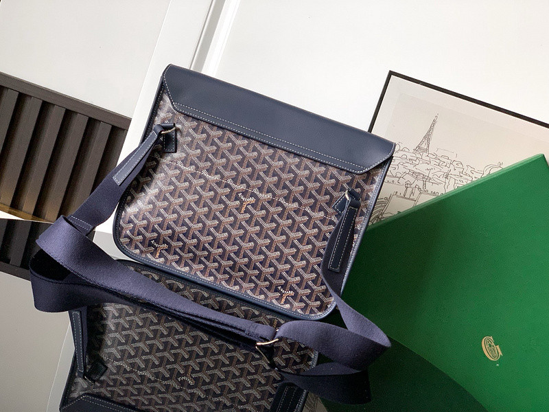 GOYARD Postman Bag