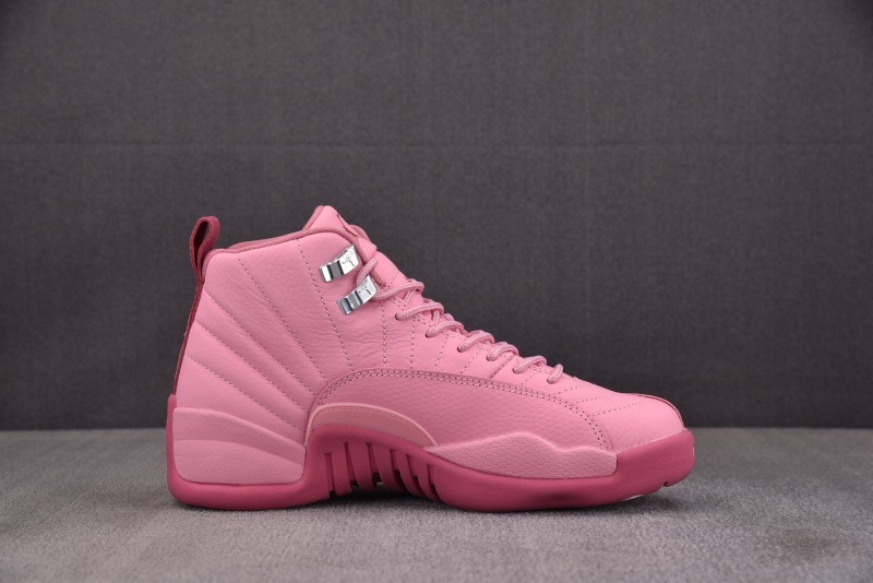 Air Jordan 12