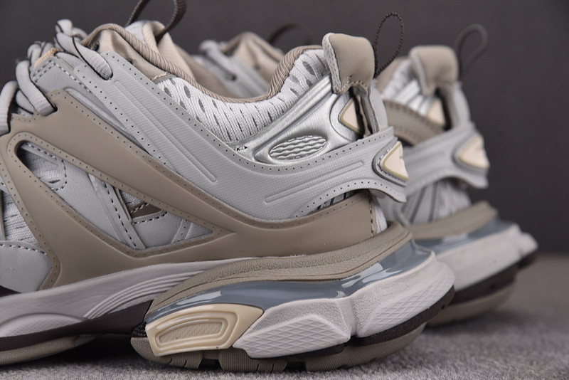 BALENCIAGA TRACK 542023 W3ACG 1220