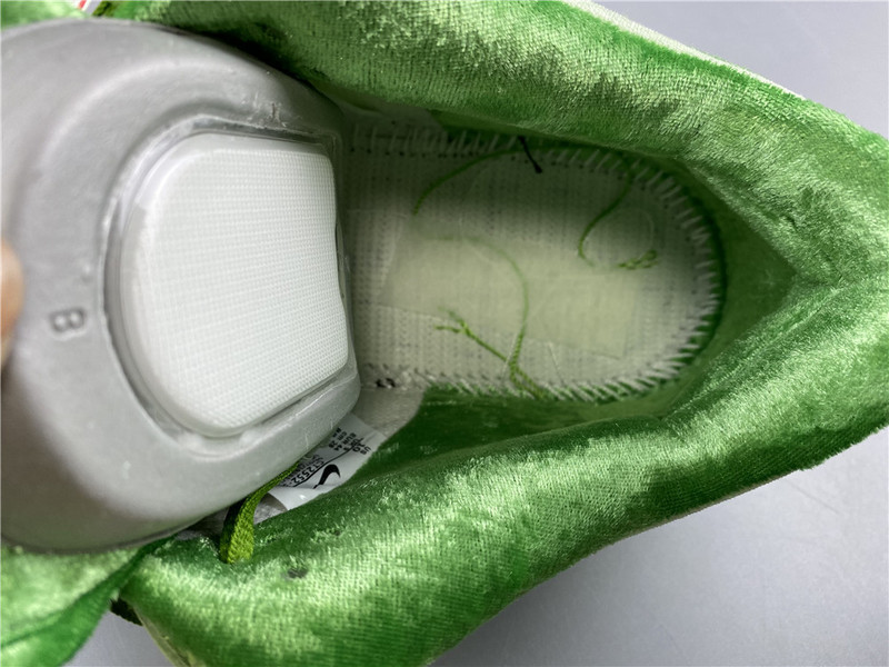 Nike SB Dunk Low PRO QS StrangeLove Skateboards CT2552-300