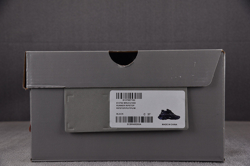 Balenciaga Runner 7813793-WRUCU 1000