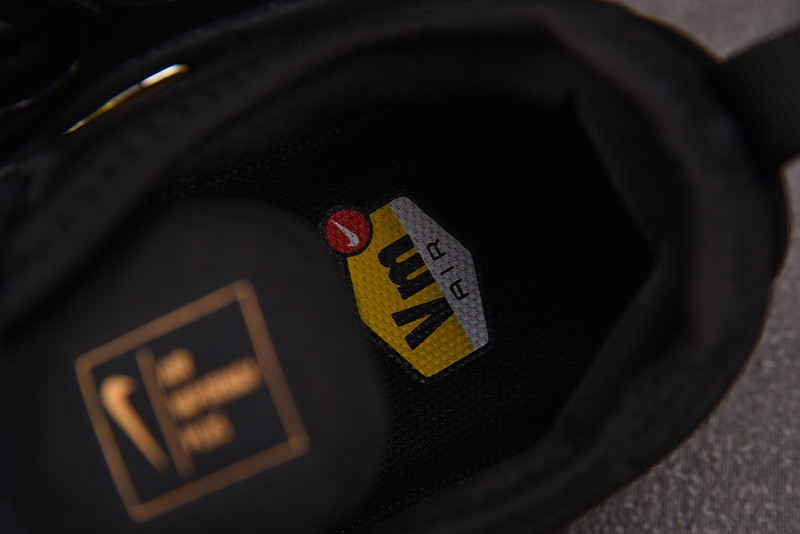 Nike Air VaporMax Plus Black Anthracite Metallic Gold 924453-007