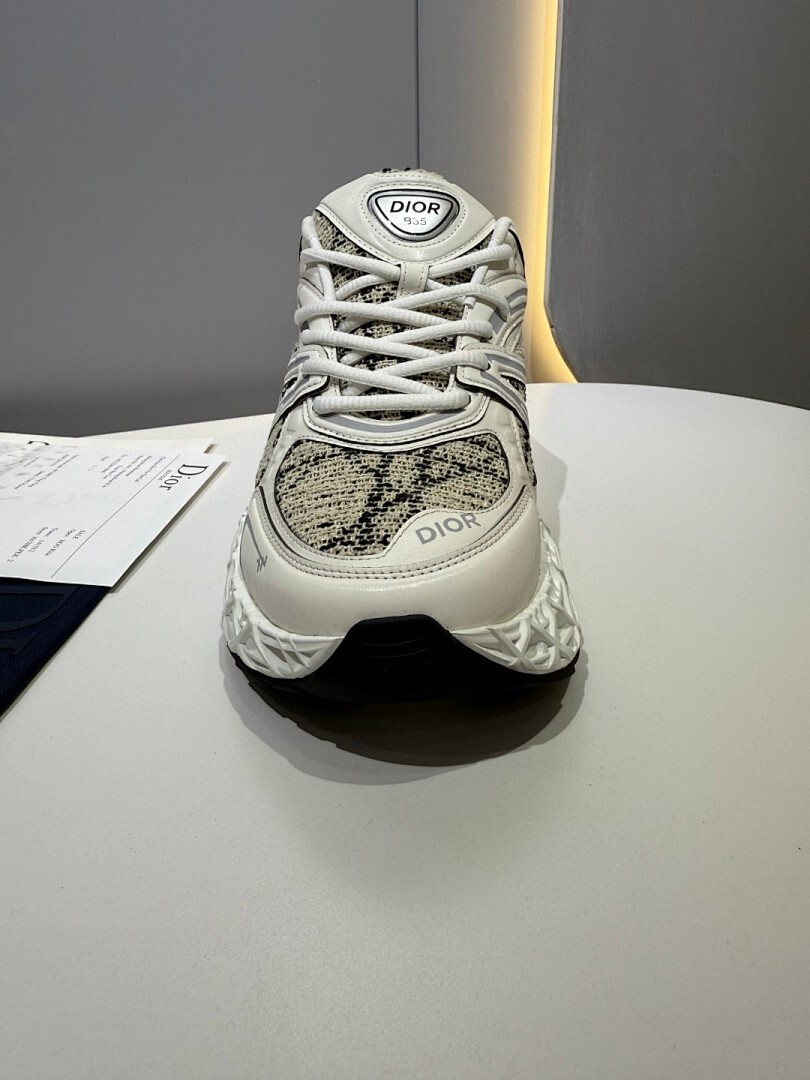 DR B35 NXXT sneaker