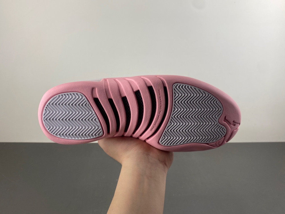 Jordan 12 Retro Pearl Pink (2025) 510815-600
