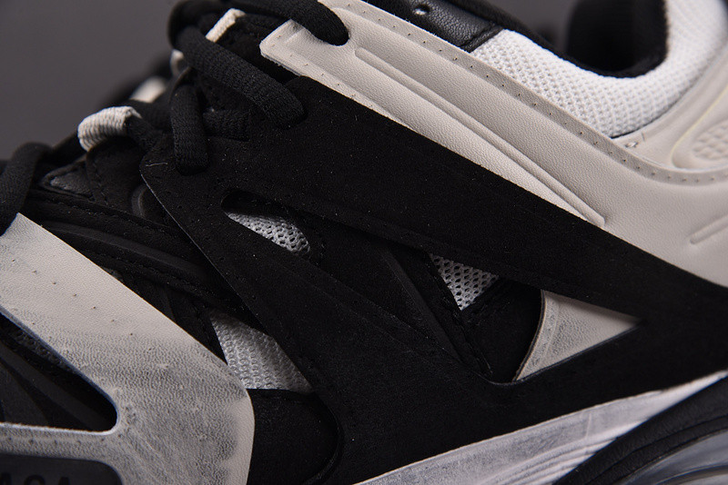 Ba*len*cia*ga track 542023 w3su5 9791