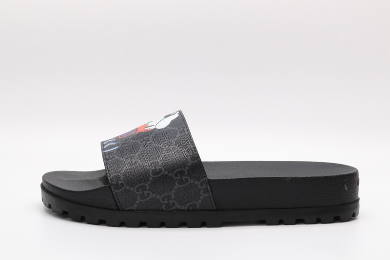 GUC LEATHER SLIDE