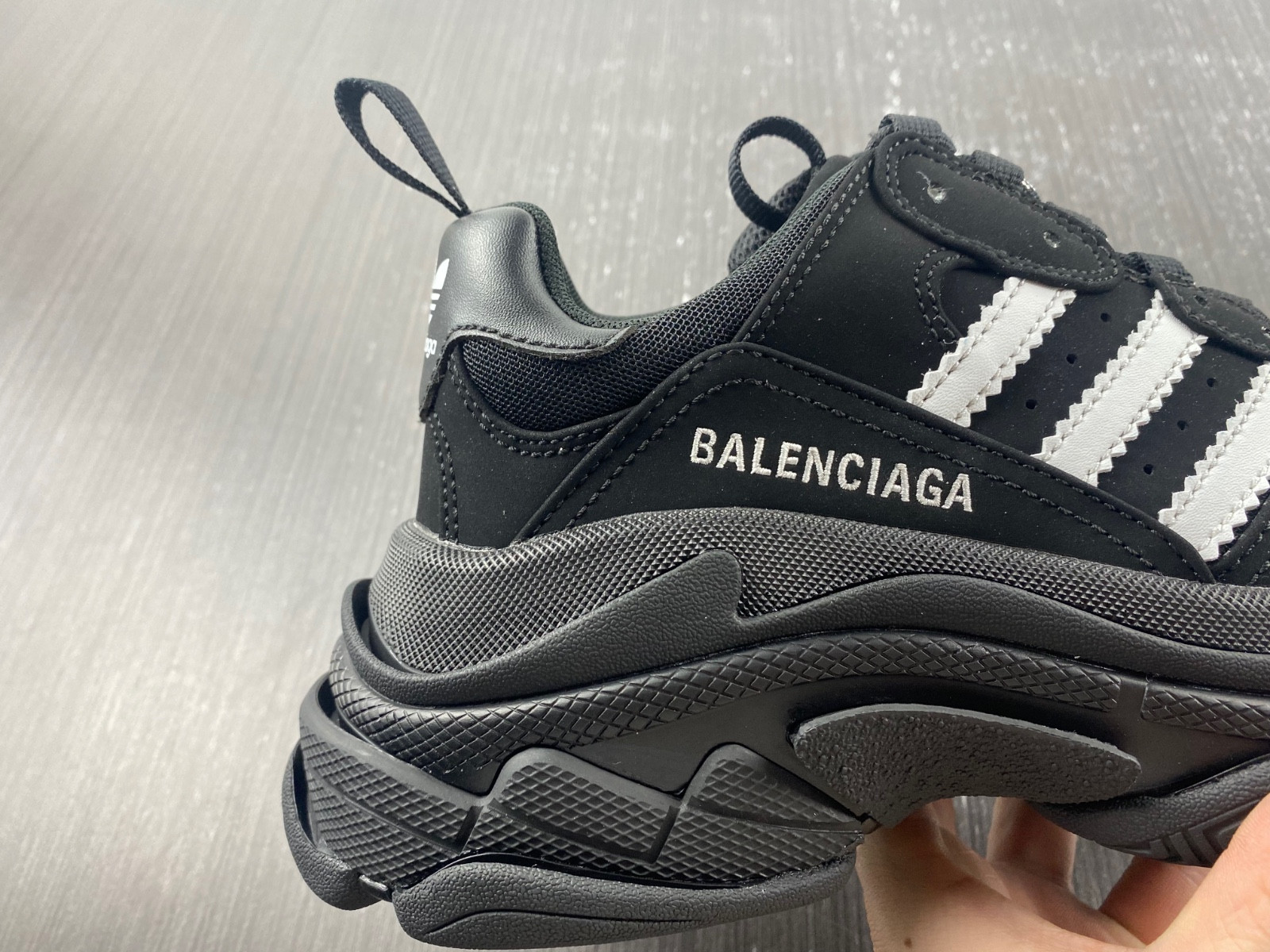 Ba*len*cia*ga triple s 712764 w2fw1 1004