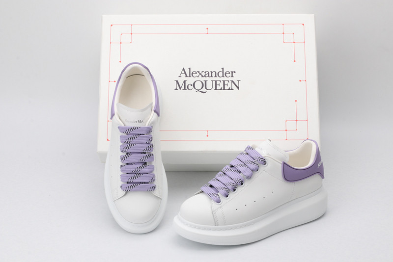ALEXANDER MCQUEEN SNEAKER