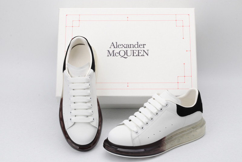 ALEXANDER MCQUEEN SNEAKER
