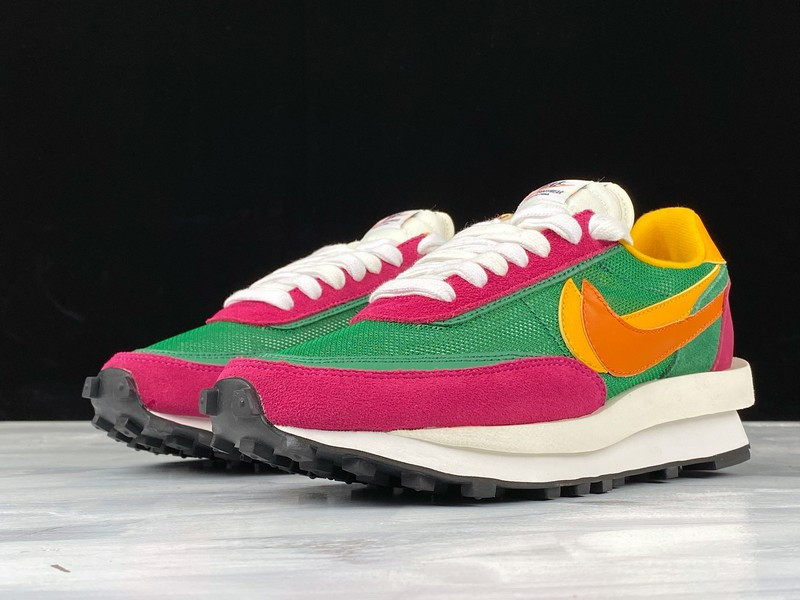 NIKE LD WAFFLE X SACAI PINE GREEN BV0073-301