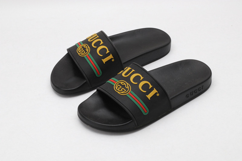 GUC LEATHER SLIDE