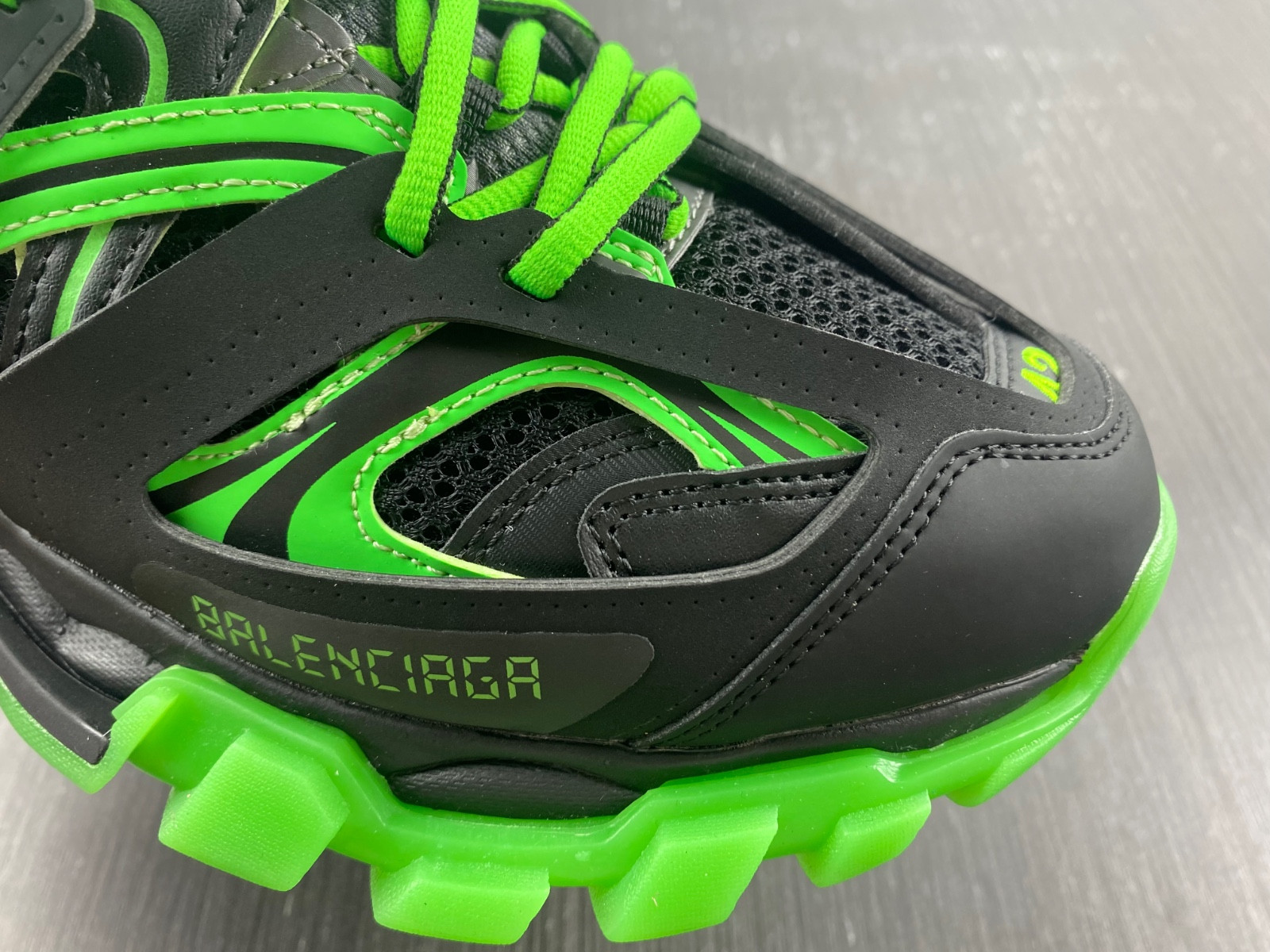 Ba*len*cia*ga track trainer 542023-w3rl1-1035