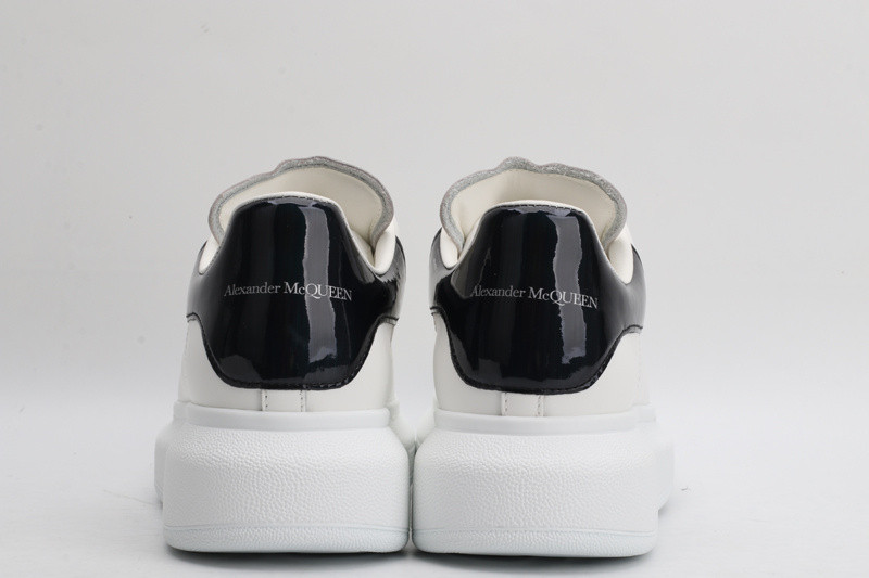 ALEXANDER MCQUEEN SNEAKER