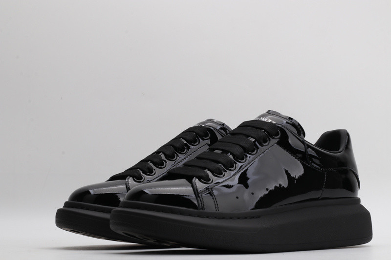 ALEXANDER MCQUEEN SNEAKER