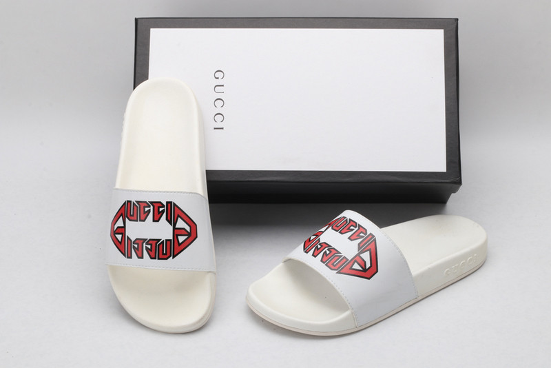 GUC LEATHER SLIDE