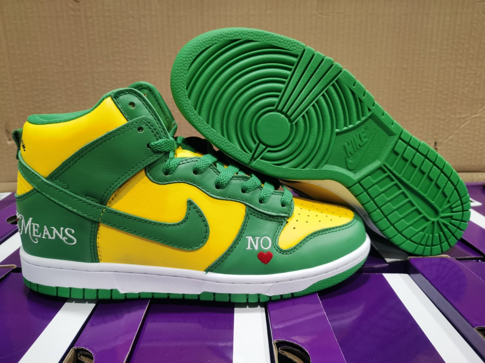 Nike SB Dunk High By Any Means Brazil DN3741-700