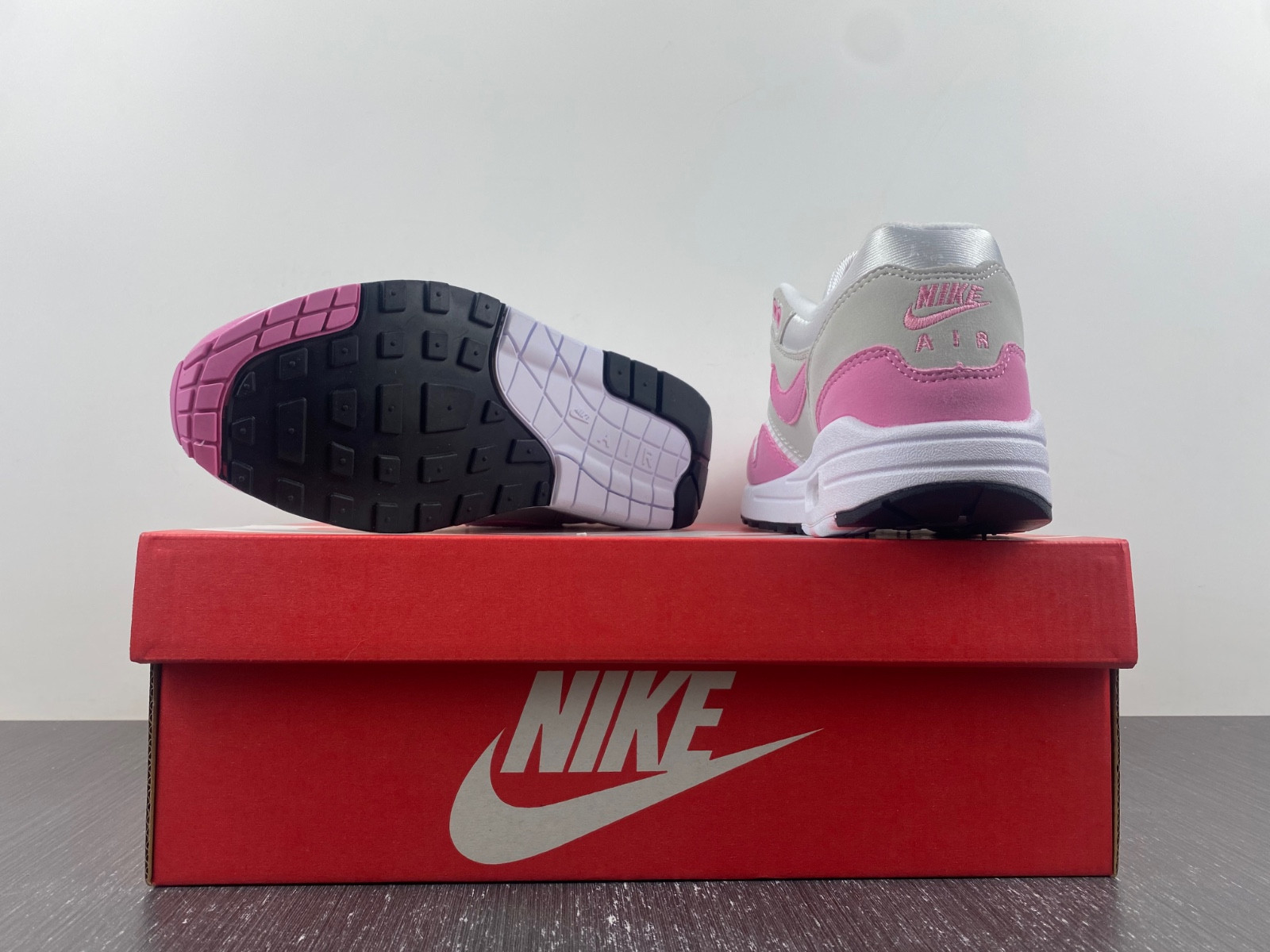 Nike Air Max 1 WMNS "Fuschia Dream" DZ2628-001