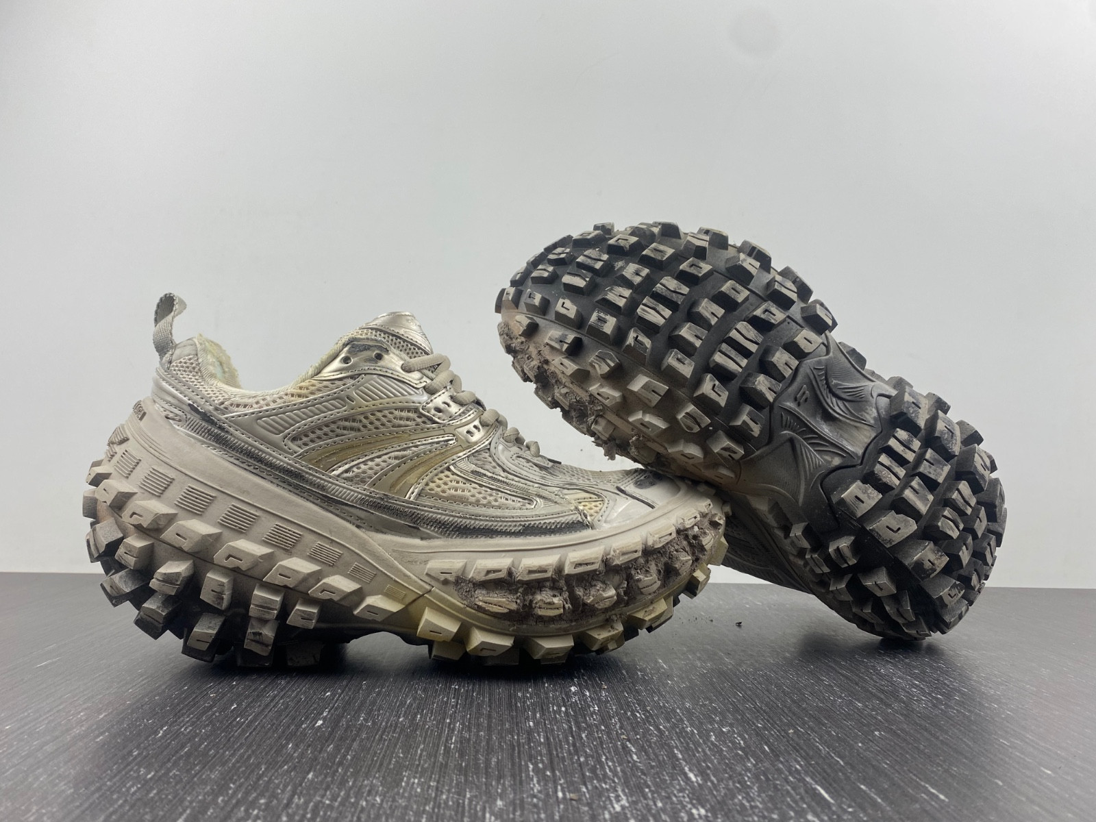 Ba*len*cia*ga bouncer chunky-sole sneakers