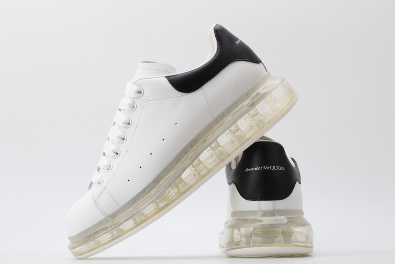 ALEXANDER MCQUEEN SNEAKER
