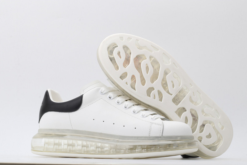 ALEXANDER MCQUEEN SNEAKER