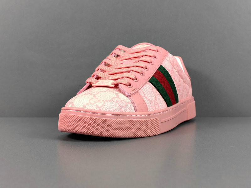 G*u*i ace sneakers