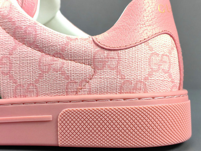 G*u*i ace sneakers